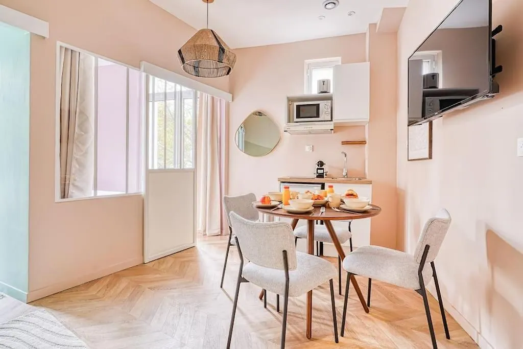 Proche Parc Monceau Appartement